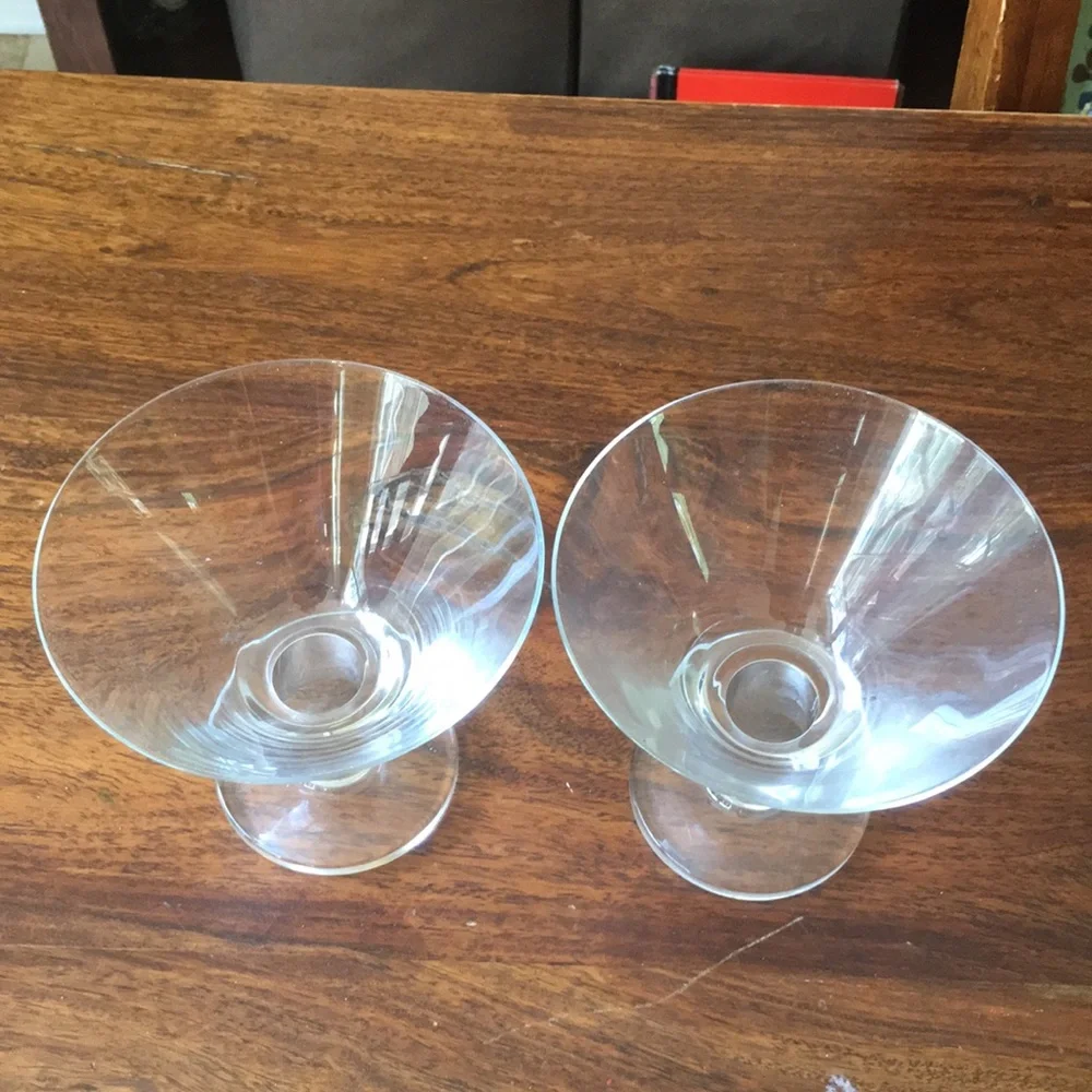 2 Crate & Barrel VIVA CLEAR Thick Stem Blown Martini Glasses (Set of 2)